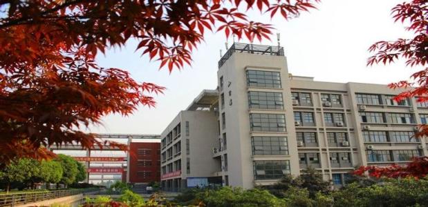 重慶公共運輸職業學院 重慶公共運輸職業學院