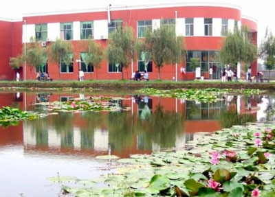彭山職業(yè)高級中學(xué)校 彭山職業(yè)高級中學(xué)校