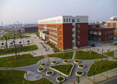 成都市建筑職業中專校