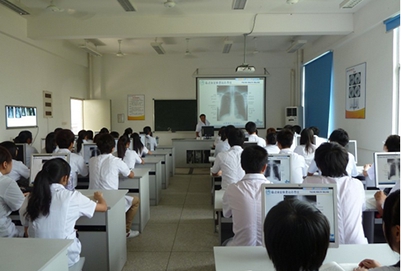 新疆醫(yī)科大學(xué)2022年報(bào)名條件、招生要求、招生對(duì)象