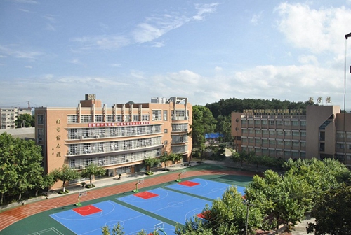 貴陽經(jīng)濟技術學校
