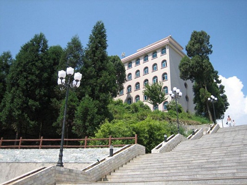 威寧自治縣中等職業學校