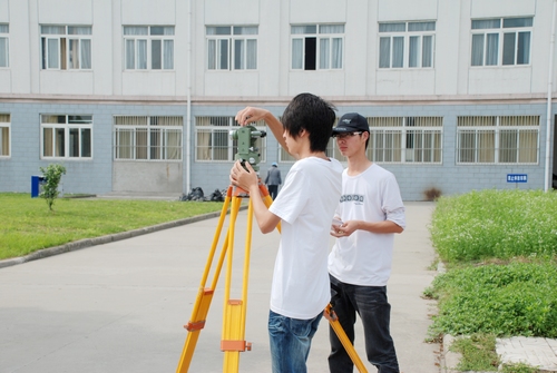 天津哪里可以學建筑工程技術專業？