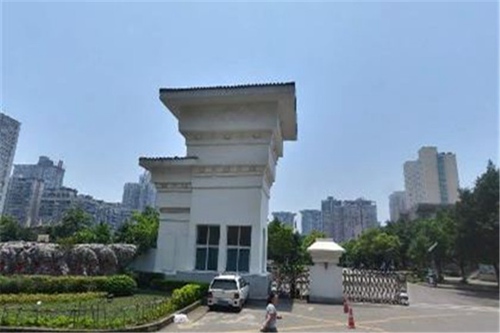 重慶市旅游學(xué)校圖片、照片