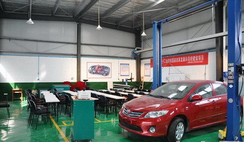 貴州省電子工業學校（貴州省國防科技工業學校）電子電工實訓室