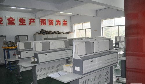 貴州省電子工業學校（貴州省國防科技工業學校）電子電工實訓室