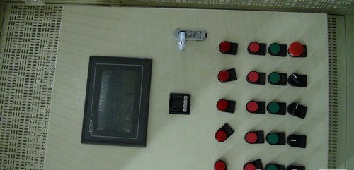 貴州省電子工業學校（貴州省國防科技工業學校）電子電工實訓室