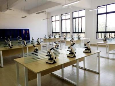 樂山醫藥科技學校龍泉成工教學區教室
