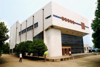 南充石油化工學校校園