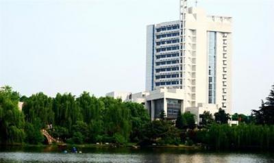 南充石油化工學校校園