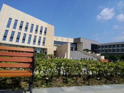 四川省旅游學(xué)校校園