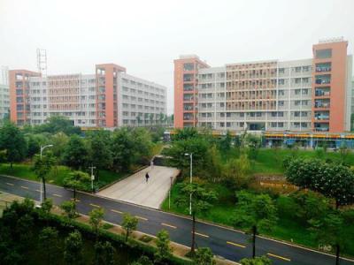 學(xué)生公寓
