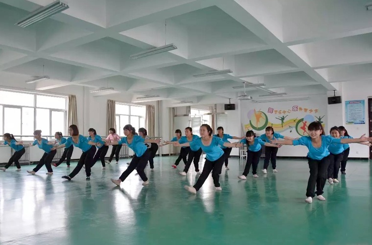 西寧高鐵鐵路學(xué)校