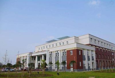 成都市中山職業技術學校