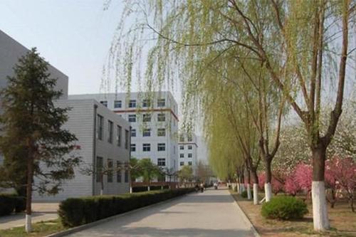 四川省德陽市旅游職業學校
