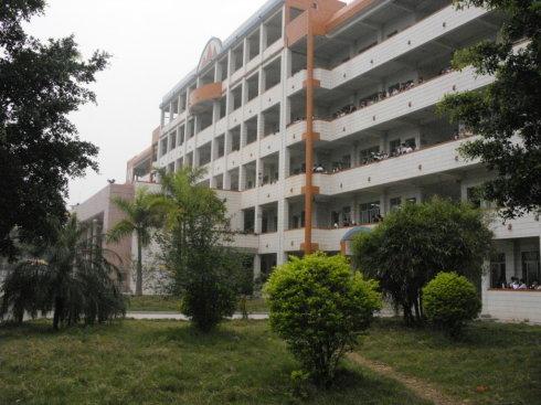 容縣衛生學校