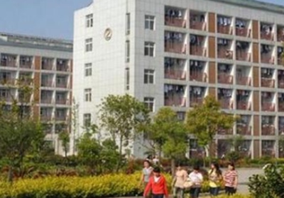貴陽護士學校圖片