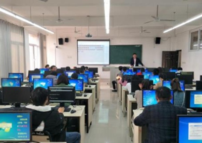 貴州計算機學校圖片