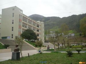 西昌交通學校簡介