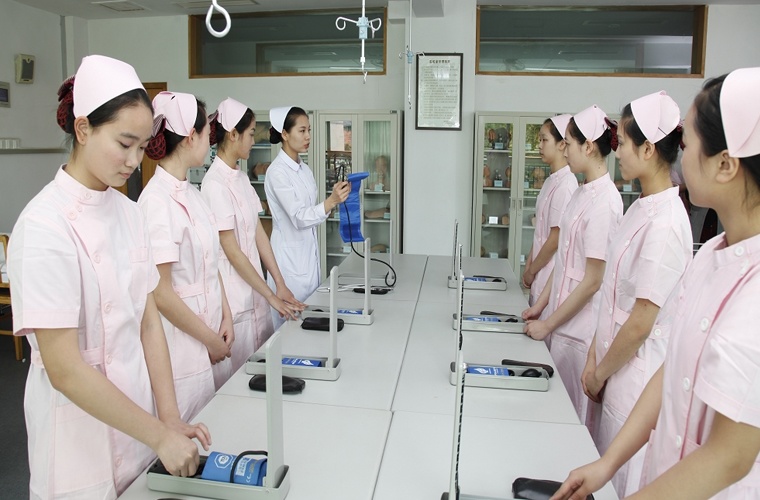 蘇州市技工學校高鐵學校