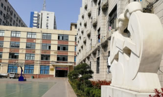 河南工業技師學院
