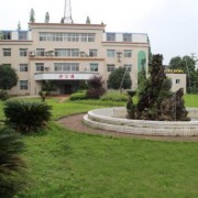 湘鄉市華光電子工業學校