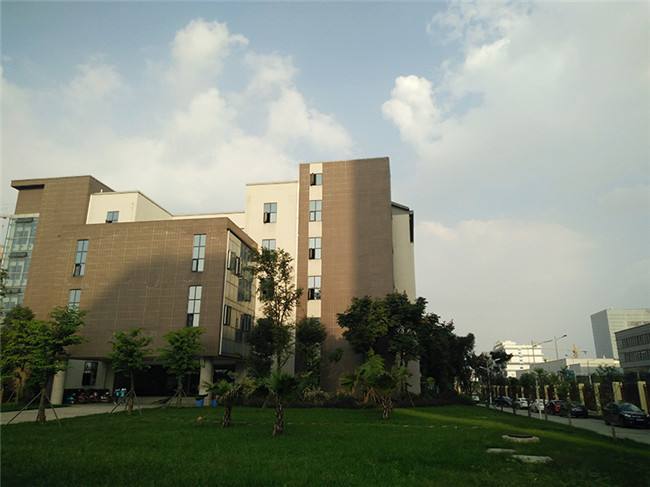 內(nèi)江市東興區(qū)東方科技職業(yè)學(xué)校