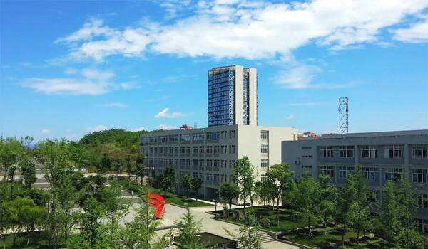 成都市武侯高新職業技術學校學院