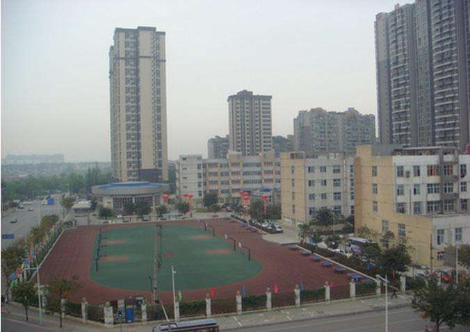 成都市青蘇職業中專學校