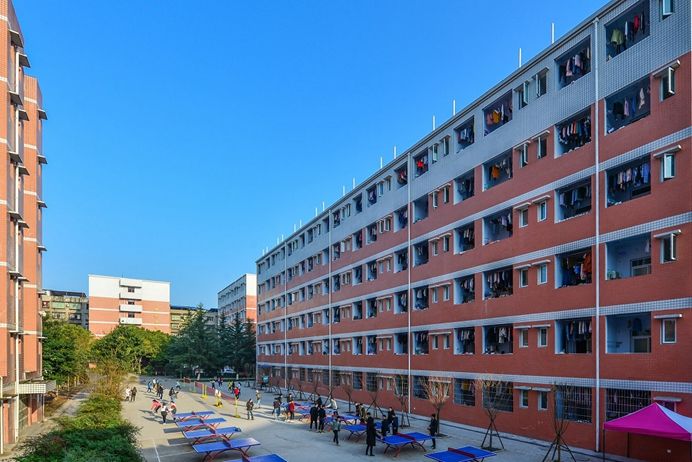 畢節(jié)地區(qū)衛(wèi)生學(xué)校