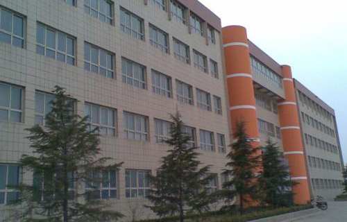 鎮坪縣職業中學