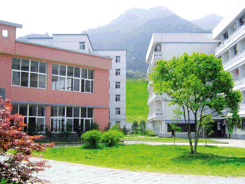 丹鳳縣職業高中