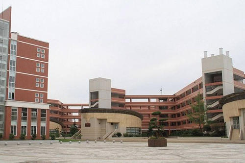 貴陽電力技工學校 貴陽電力技工學校