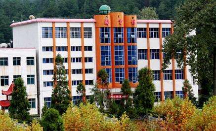 黔南民族衛生學校 黔南民族衛生學校