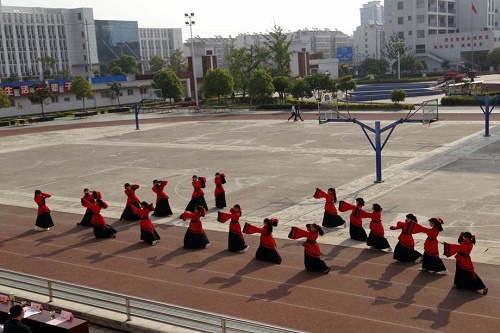 勉縣職業(yè)教育中心 勉縣職業(yè)教育中心